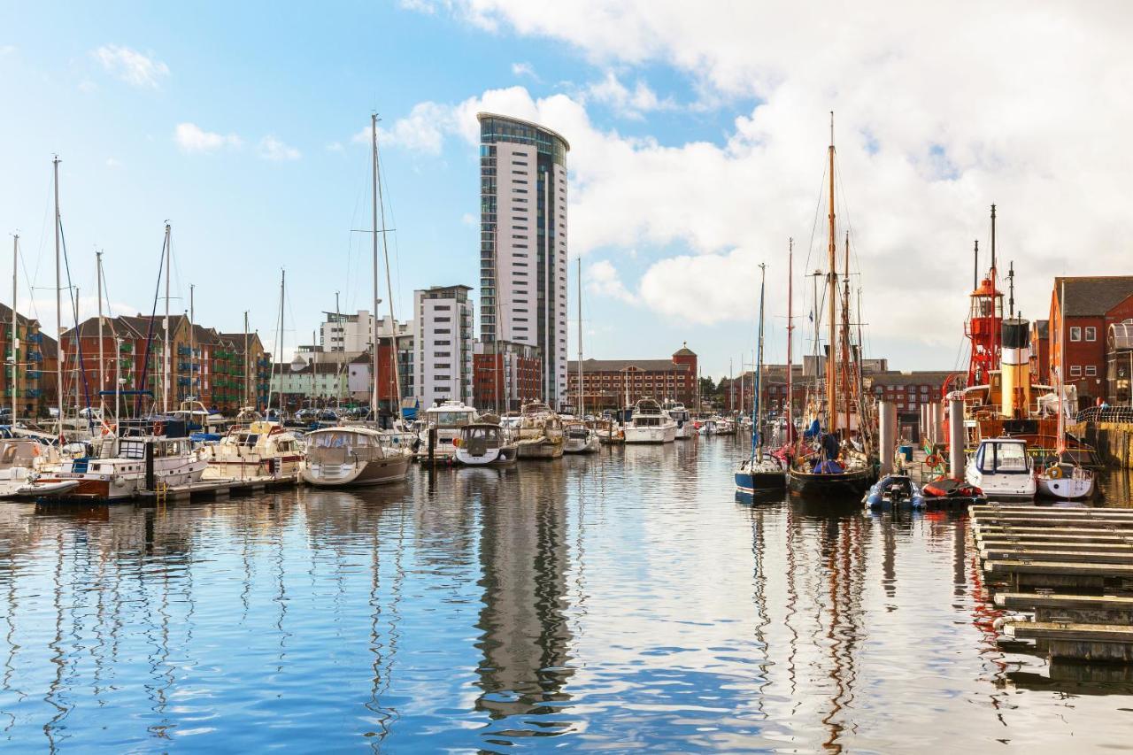 Liberty View Apartment - Swansea Esterno foto